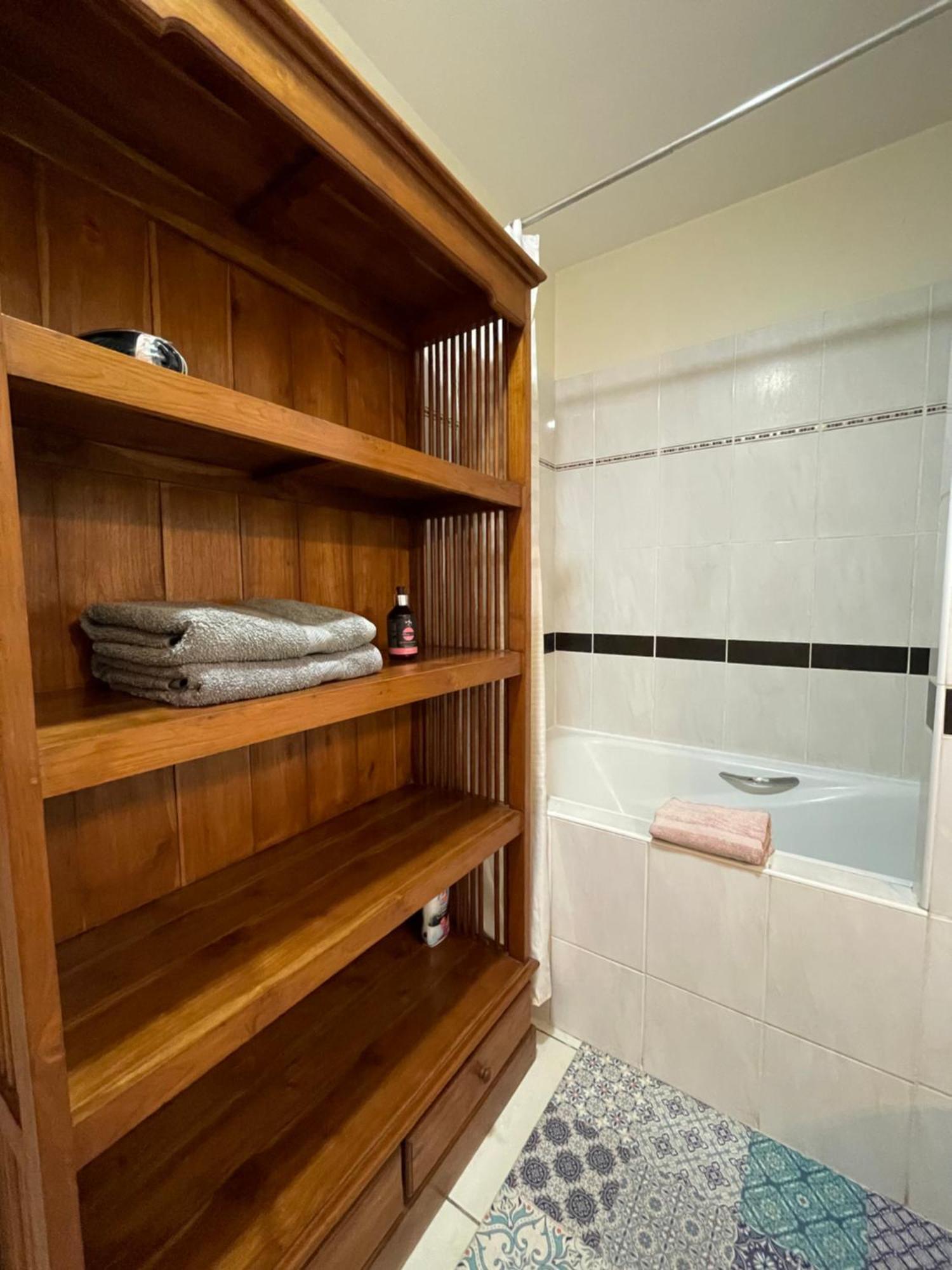 Prana Lodge Saint Gilles Les Bains 800 M De La Plage Экстерьер фото